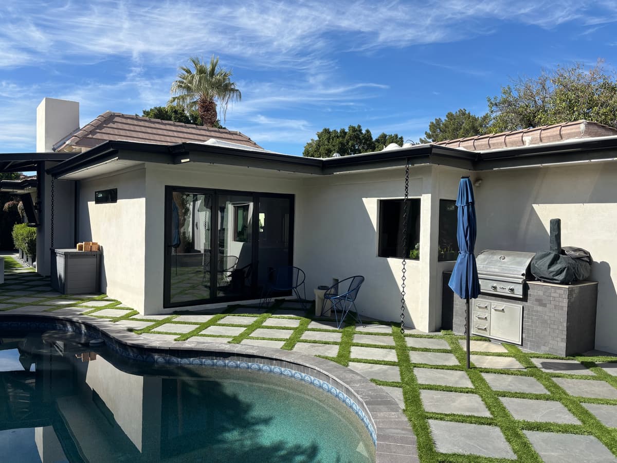 Seamless vs Sectional Gutters: What Phoenix Homeowners Need to Know — Grizzly Rain Gutters, Phoenix AZ